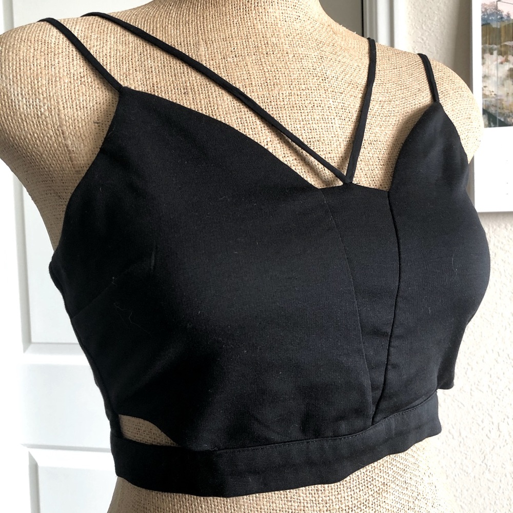 3/$15 🦉Forever 21 Crop Top Strappy Bralette L
